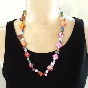Beachy Dyed Shell Stretch Necklace 22" Colorful Chunky Statement Coastal Boho
